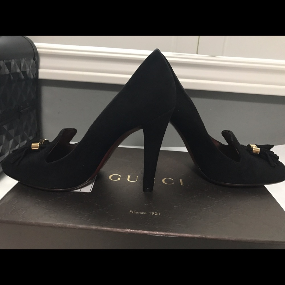 Gucci Natural Mischa Suede Tassel Loafer Pumps - Picture 3 of 4